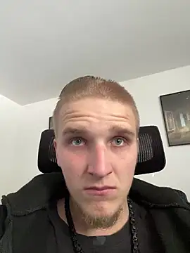 Michaela1222 online show from April 21, 2026, 11:28 am