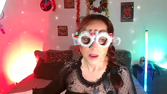 catalinamommyx online show from December 2, 2025, 4:14 am