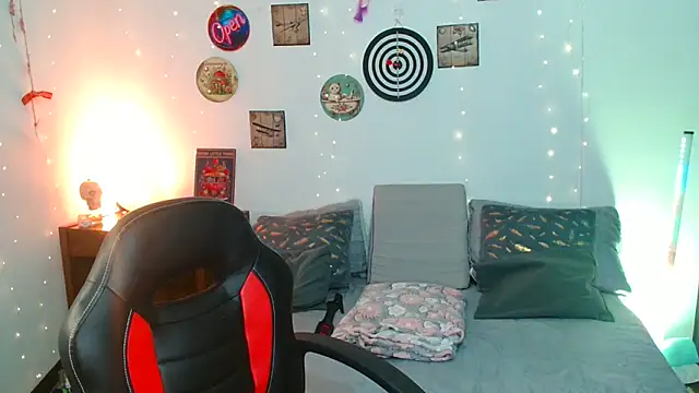 catalinamommyx online show from March 14, 2026, 1:22 am