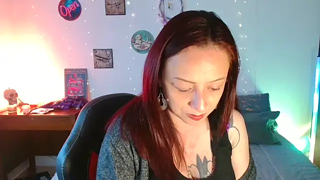 catalinamommyx online show from January 18, 2026, 10:02 pm