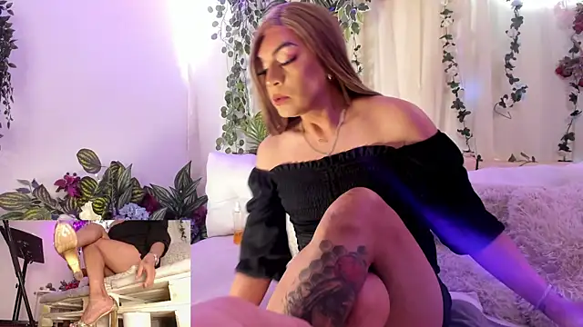 karol elegance  online show from February 16, 2026, 12:59 pm