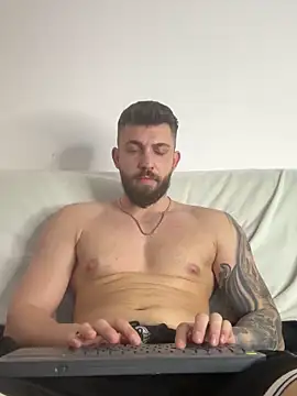 LoveIsBlind  online show from May 25, 2026, 4:17 pm