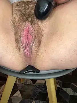 Snapshot of NaomiSquirts chatting on January 12, 2025, 12:39 am NaomiSquirts online show from January 12, 2025, 12:39 am