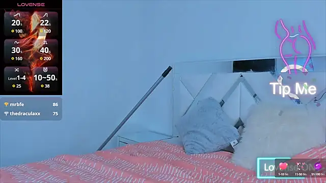 Snapshot of _violetadulce chatting on February 4, 2025, 3:00 am violetadulce online show from February 4, 2025, 3:00 am