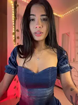 lina pink online show from April 17, 2026, 1:08 am