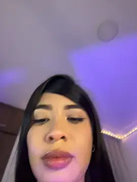 lina pink online show from April 29, 2026, 12:04 am