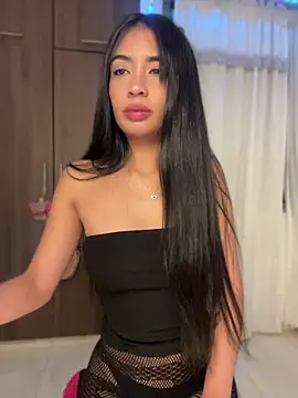 lina pink online show from July 27, 2026, 9:55 pm