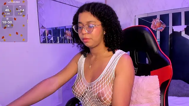 MilaHall  online show from September 28, 2025, 4:41 am