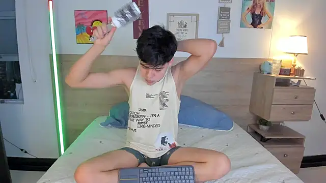 justinbiler online show from October 10, 2025, 1:12 pm