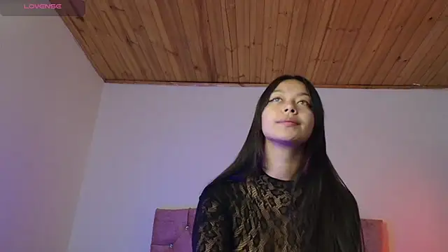 Snapshot of miaa_saenz1 chatting on September 12, 2025, 4:23 am miaa saenz1 online show from September 12, 2025, 4:23 am
