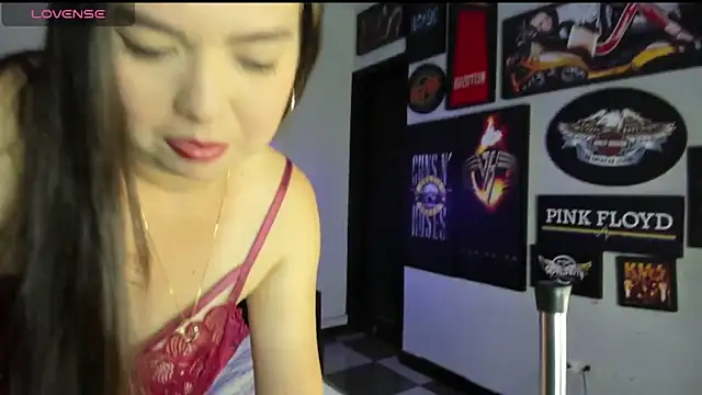 MADISSONLOVE  online show from October 5, 2025, 3:41 am