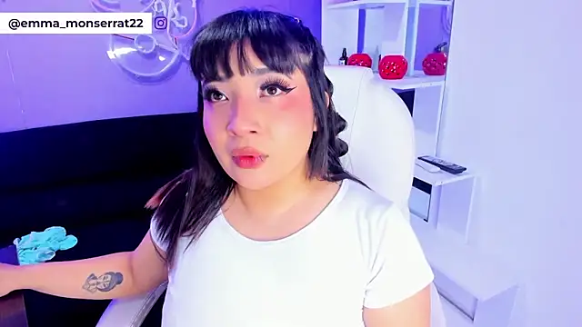 Emma monserrat online show from April 3, 2026, 11:27 am