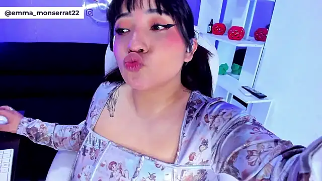 Emma monserrat online show from April 8, 2026, 11:12 am