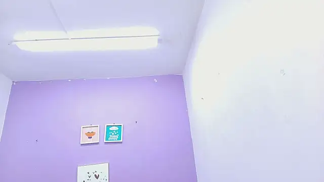 Snapshot of veronica_sinner_ chatting on March 15, 2025, 12:02 pm veronica sinner  online show from March 15, 2025, 12:02 pm