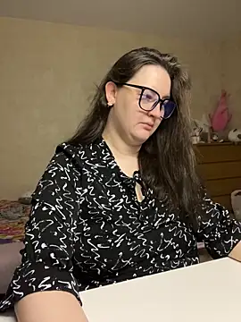 hungry1bunny online show from March 21, 2026, 6:01 pm