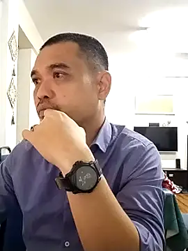 daek dundies online show from February 5, 2025, 1:54 pm