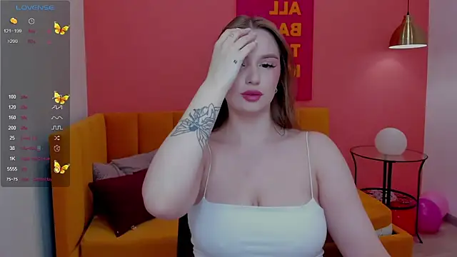 Snapshot of Michelle_Miler chatting on February 27, 2025, 1:30 am Michelle Miler online show from February 27, 2025, 1:30 am