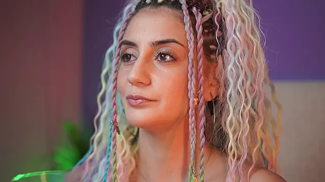 SabrinaHope online show from July 5, 2026, 9:43 pm