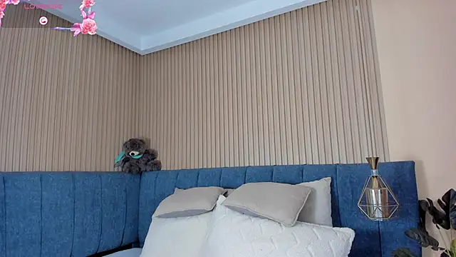 kathecute   online show from April 1, 2026, 1:41 am