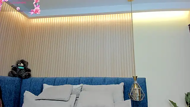 kathecute   online show from April 17, 2026, 1:41 am