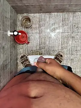 Snapshot of Zishan54 chatting on November 1, 2025, 2:40 am Zishan54 online show from November 1, 2025, 2:40 am