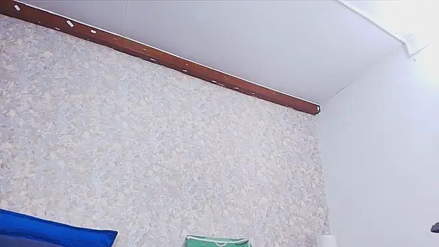 nicol f online show from November 8, 2025, 3:10 am