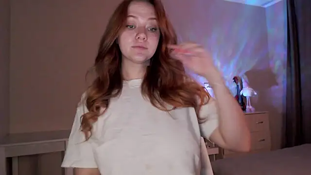 Snapshot of SarahSweetie chatting on December 25, 2024, 3:38 pm SarahSweetie online show from December 25, 2024, 3:38 pm