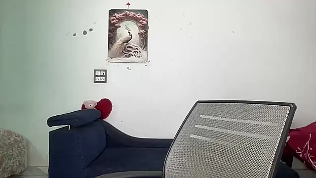 Snapshot of Varnika_aarora chatting on September 16, 2025, 4:13 am Varnika aarora online show from September 16, 2025, 4:13 am