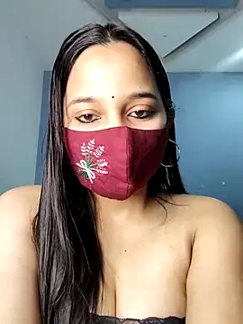 Snapshot of Varnika_aarora chatting on February 22, 2025, 4:07 am Varnika aarora online show from February 22, 2025, 4:07 am