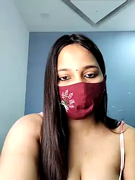 Snapshot of Varnika_aarora chatting on February 25, 2025, 5:08 am Varnika aarora online show from February 25, 2025, 5:08 am