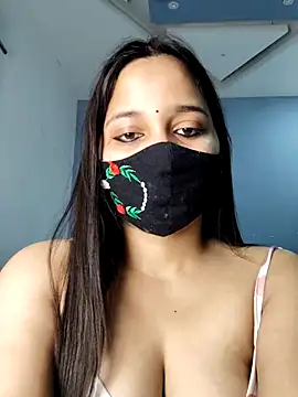 Snapshot of Varnika_aarora chatting on March 4, 2025, 12:33 pm Varnika aarora online show from March 4, 2025, 12:33 pm