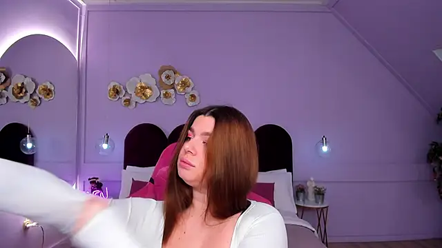 MelanieCarterr online show from February 20, 2026, 5:04 am