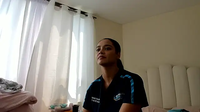 evely coelloo online show from February 11, 2026, 6:41 pm