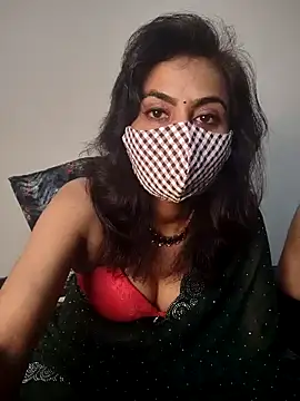 Snapshot of Raat_ki_rani_ chatting on February 1, 2025, 8:16 pm Raat ki rani online show from February 1, 2025, 8:16 pm