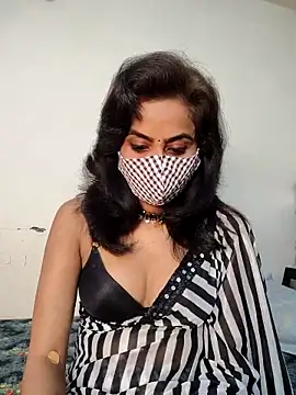 Snapshot of Raat_ki_rani_ chatting on February 25, 2025, 10:15 am Raat ki rani online show from February 25, 2025, 10:15 am