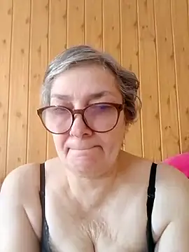 IrinaSweet54 online show from March 11, 2025, 7:35 am