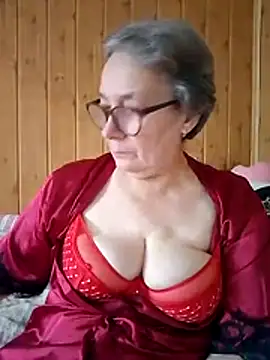 IrinaSweet54 online show from October 7, 2025, 7:09 am