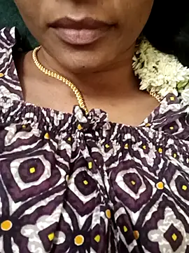 Ambika01 online show from October 10, 2025, 2:07 pm