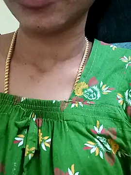 Ambika01 online show from February 9, 2026, 1:31 pm