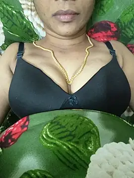 Snapshot of Ambika01 chatting on June 8, 2026, 7:31 am Ambika01 online show from June 8, 2026, 7:31 am