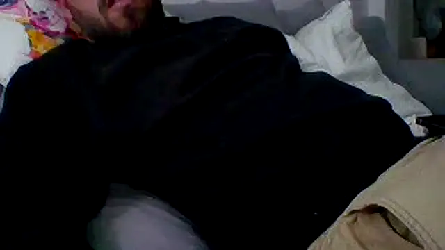 bobotatto online show from April 12, 2026, 10:46 pm