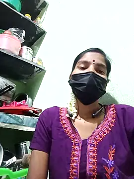 Snapshot of anusiya01 chatting on March 3, 2025, 5:09 pm anusiya01 online show from March 3, 2025, 5:09 pm