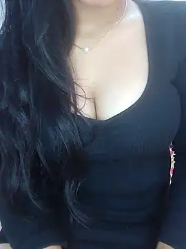 Snapshot of Missrosy chatting on January 13, 2025, 11:06 pm Missrosy online show from January 13, 2025, 11:06 pm