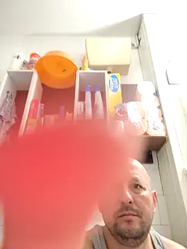 intx800 online show from April 17, 2026, 2:25 am