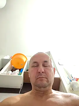 intx800 online show from September 26, 2025, 2:29 am