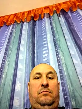 intx800 online show from February 23, 2025, 4:35 pm