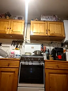 intx800 online show from February 20, 2025, 3:12 am