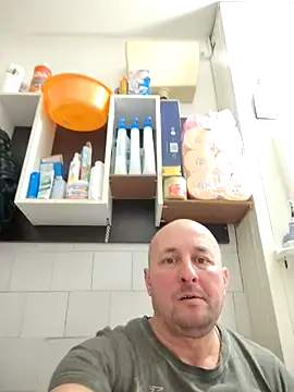 intx800 online show from February 15, 2026, 2:05 pm