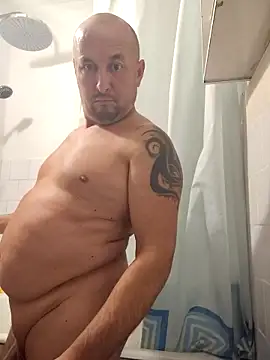 intx800 online show from September 18, 2025, 5:49 pm