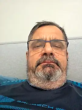 axecoman60 online show from January 15, 2026, 5:05 pm